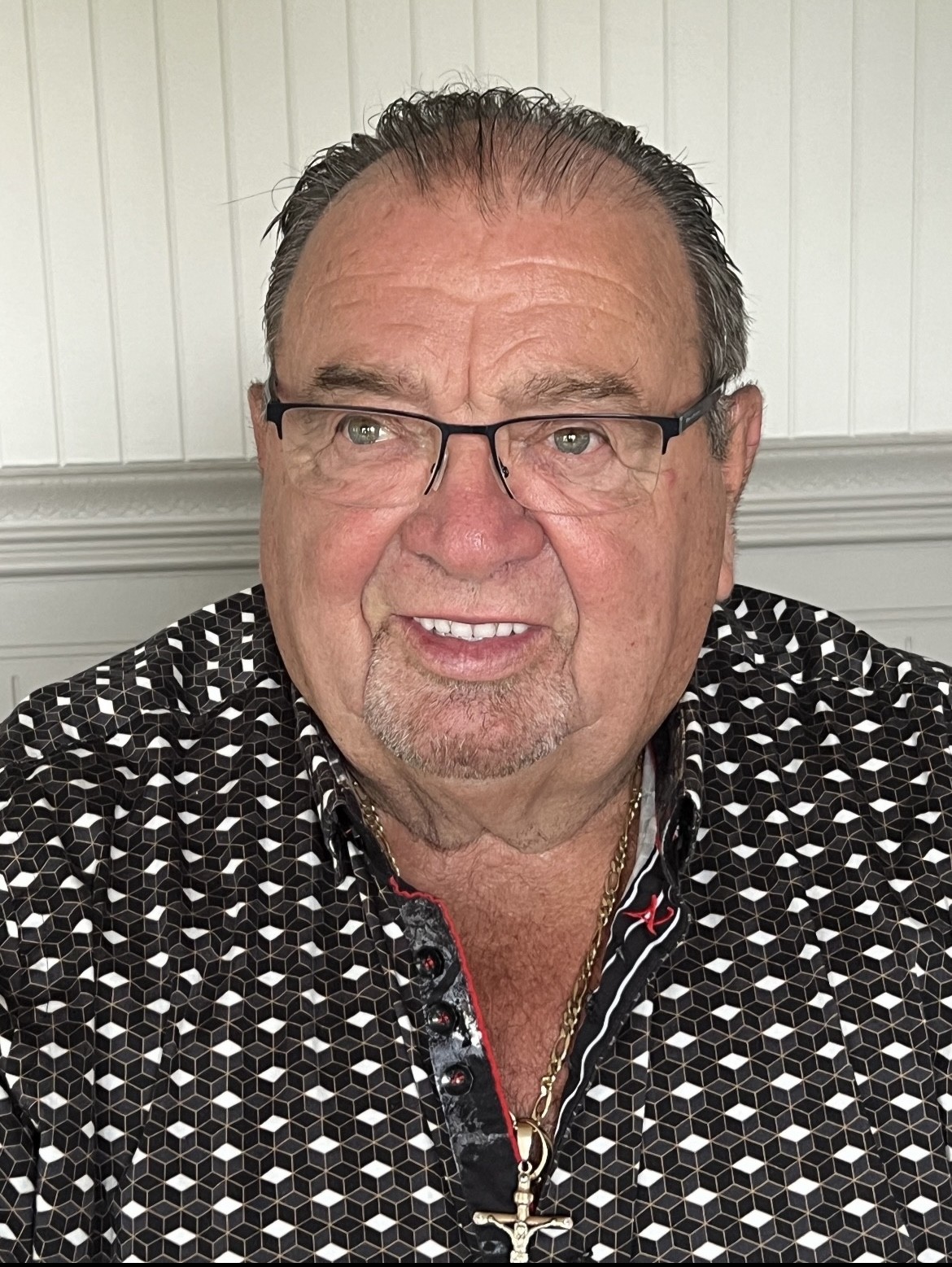 Mr. Michel Perreault, président